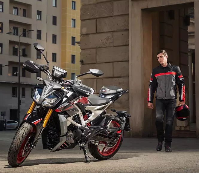 TVS RTR 310